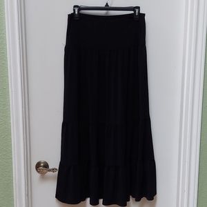 Women's Tiered Black Full Skirt Size XL